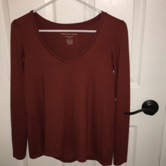 American Eagle burnt orange colored long sleeve - Picture 1 of 3